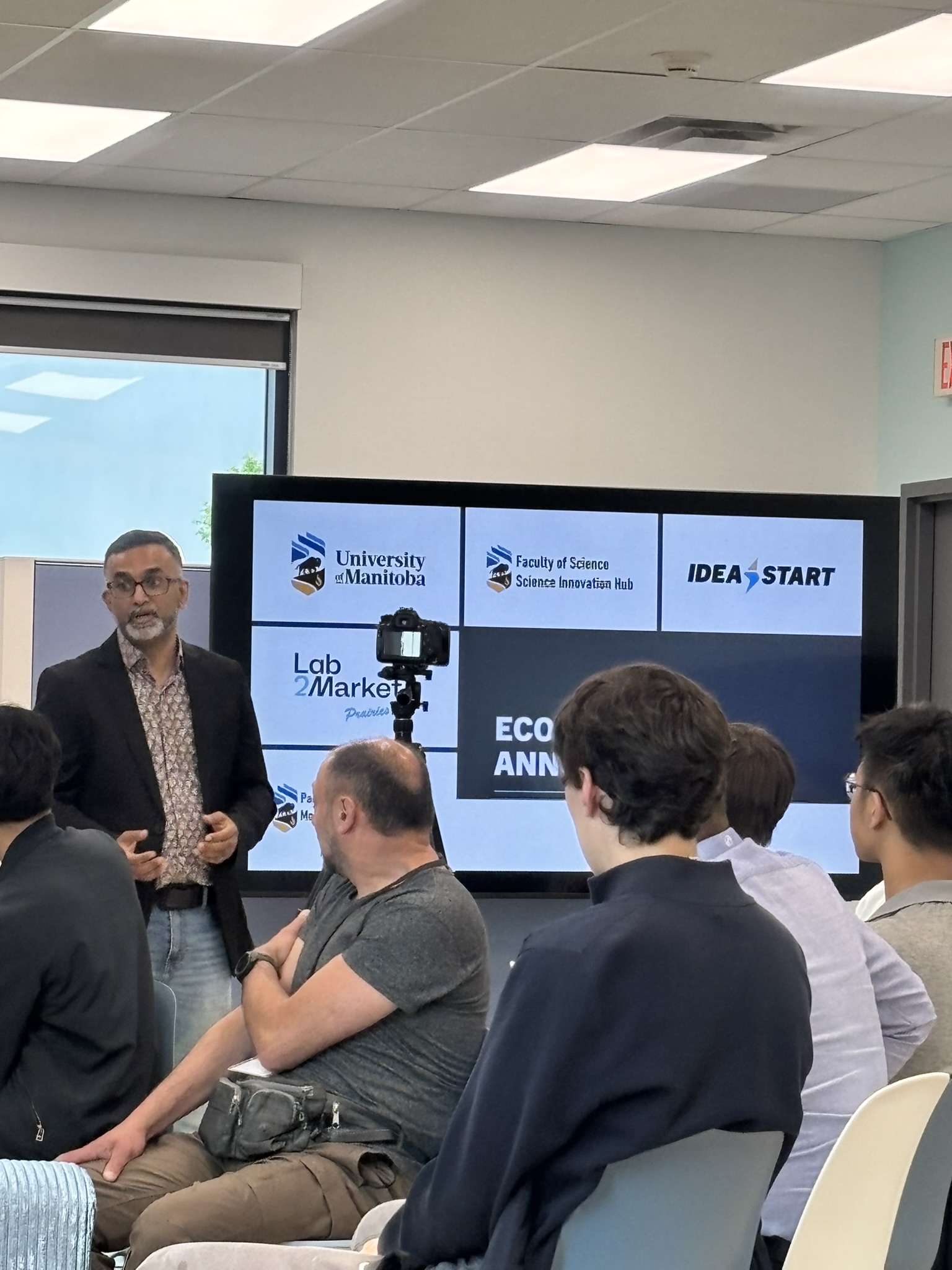idea-start-venture-amp-innovation-community-event-uom